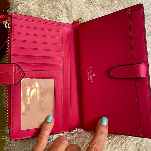 Kate Spade Staci Phone Wallet Wristlet Croc Embossed Bold Pink NWT - Picture 3 of 5